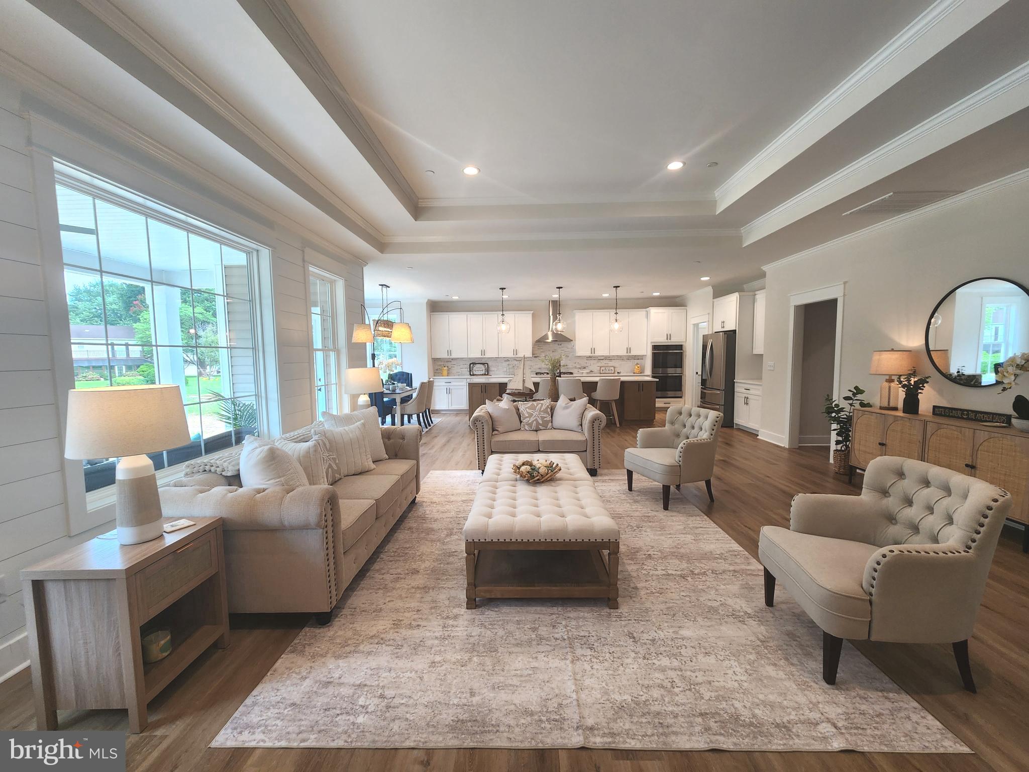 323 Queen Anne Club Dr