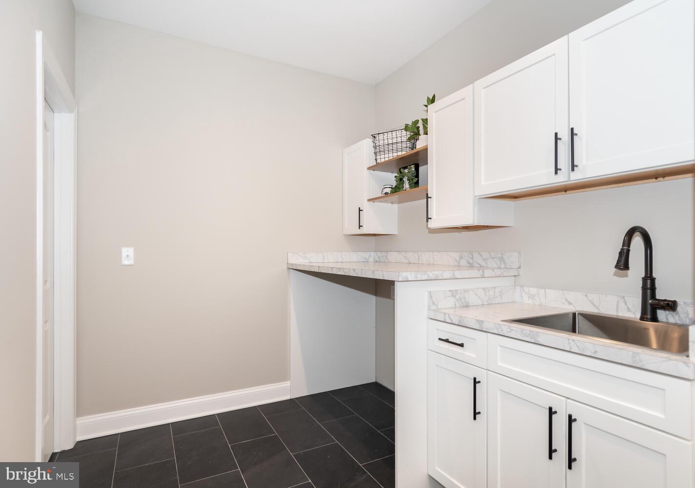 Eagle Manor Lot 20 Dr
