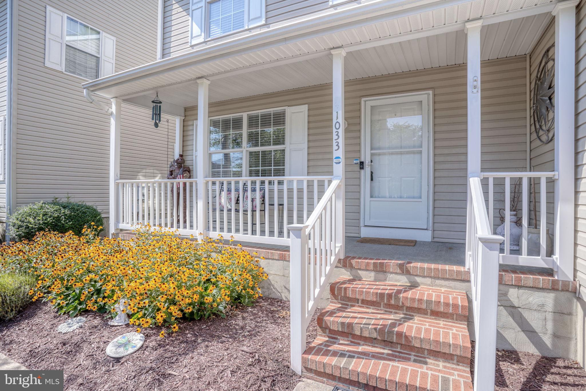 1033 Dundee Ct #5