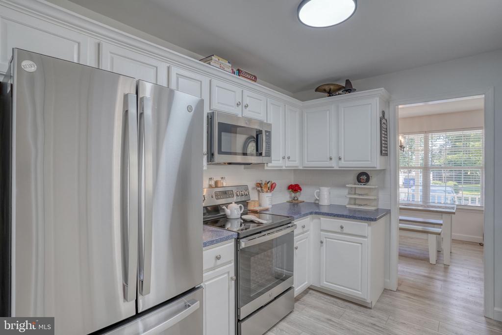 1033 Dundee Ct #5