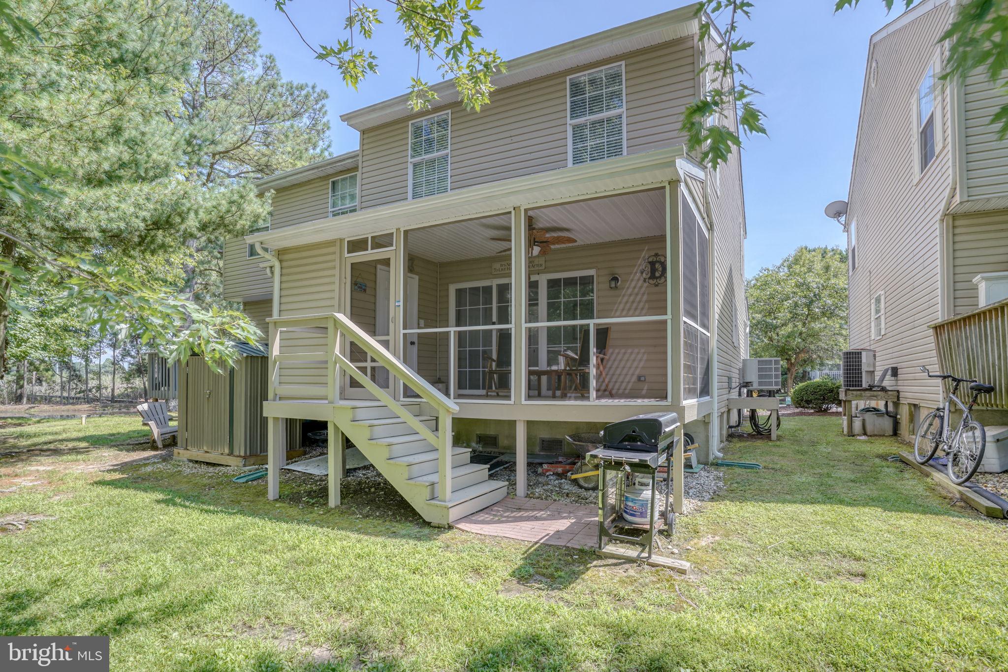 1033 Dundee Ct #5