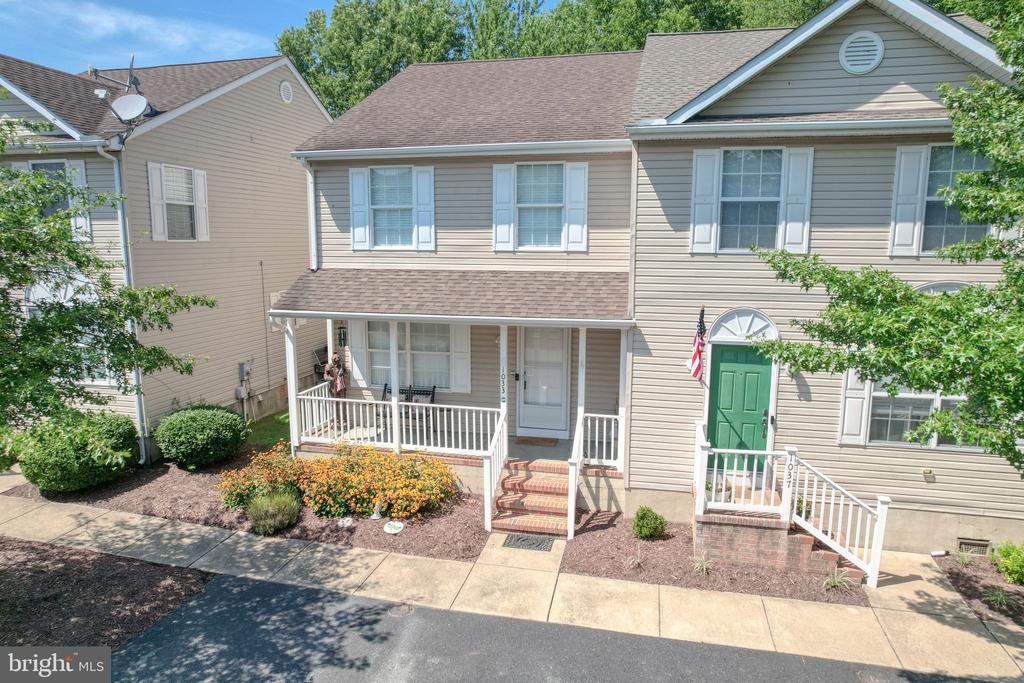 1033 Dundee Ct #5