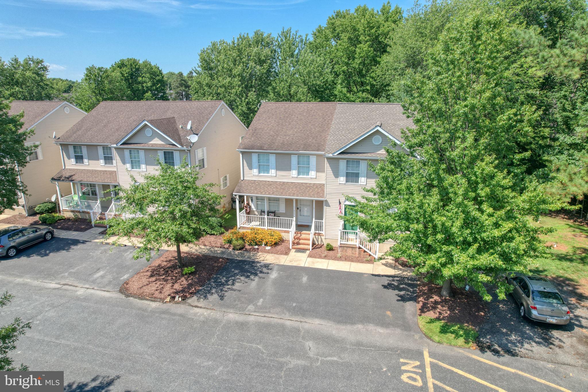 1033 Dundee Ct #5