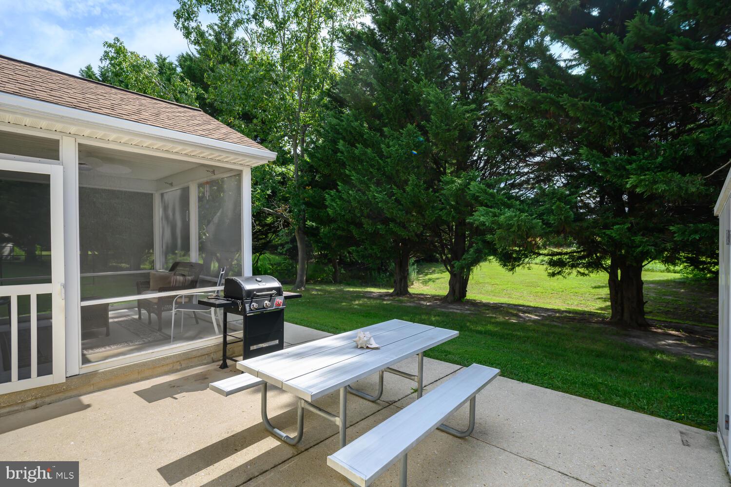 216 OLDE POINT LANE