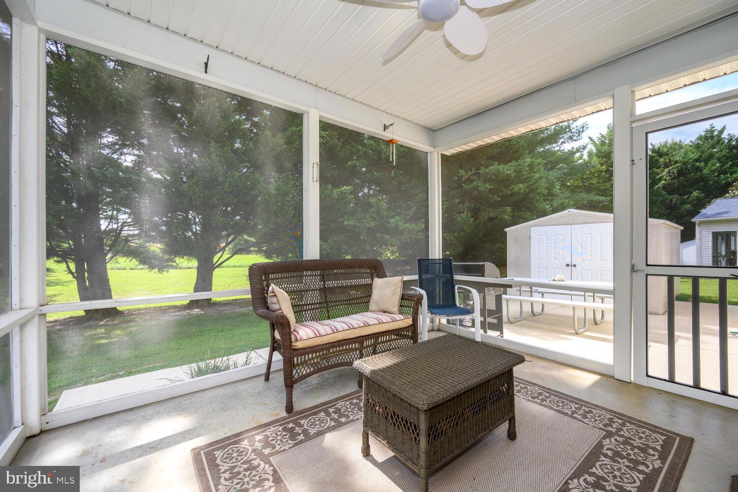 216 OLDE POINT LANE