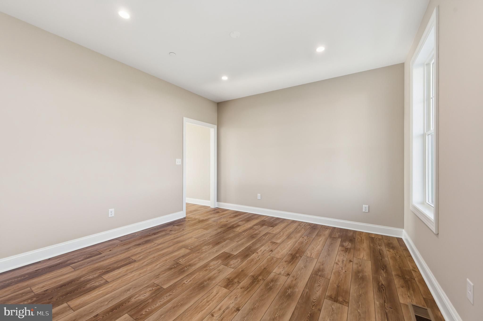 216 BLAKEFIELD DRIVE