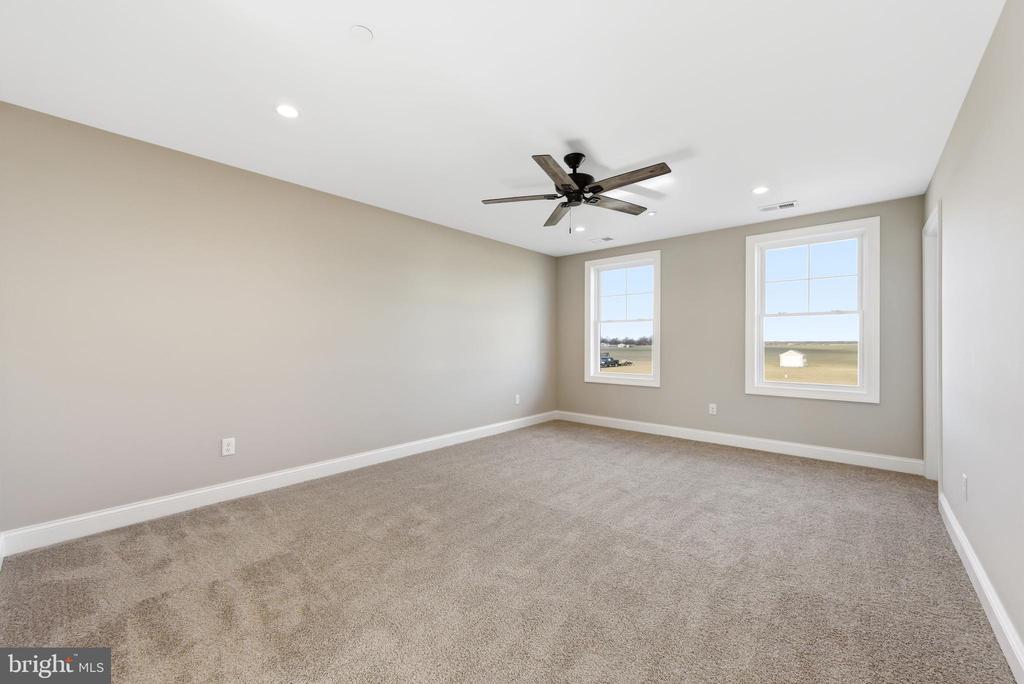 216 BLAKEFIELD DRIVE