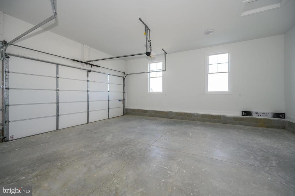 216 BLAKEFIELD DRIVE