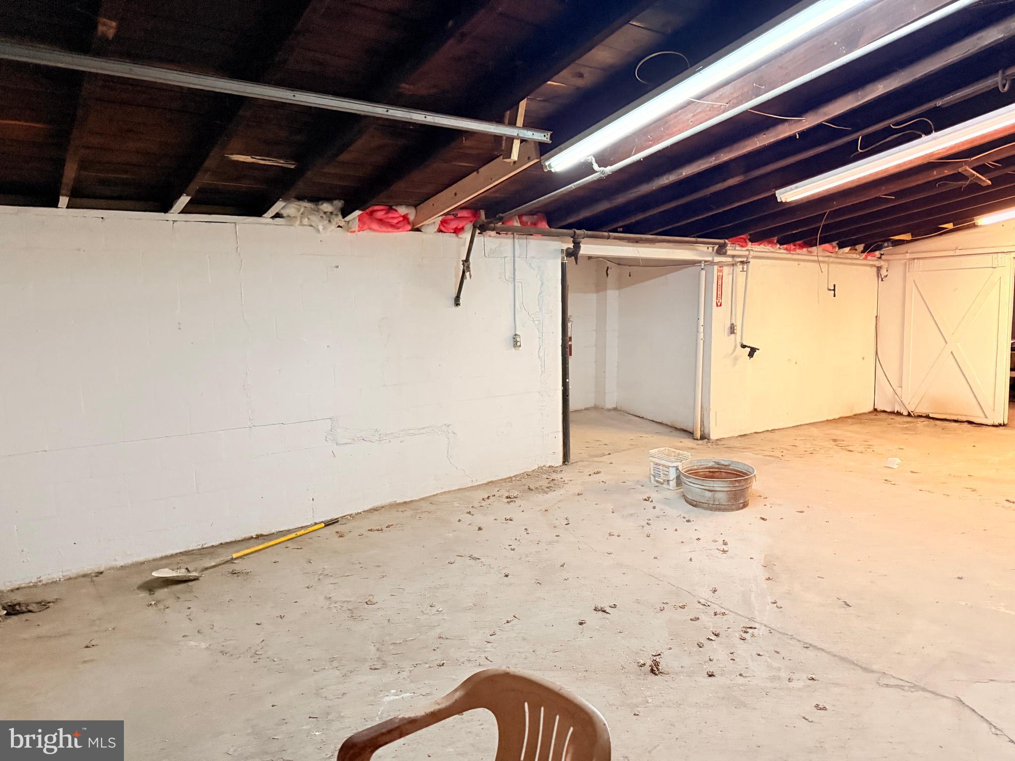 2621 ROBERTS STATION ROAD