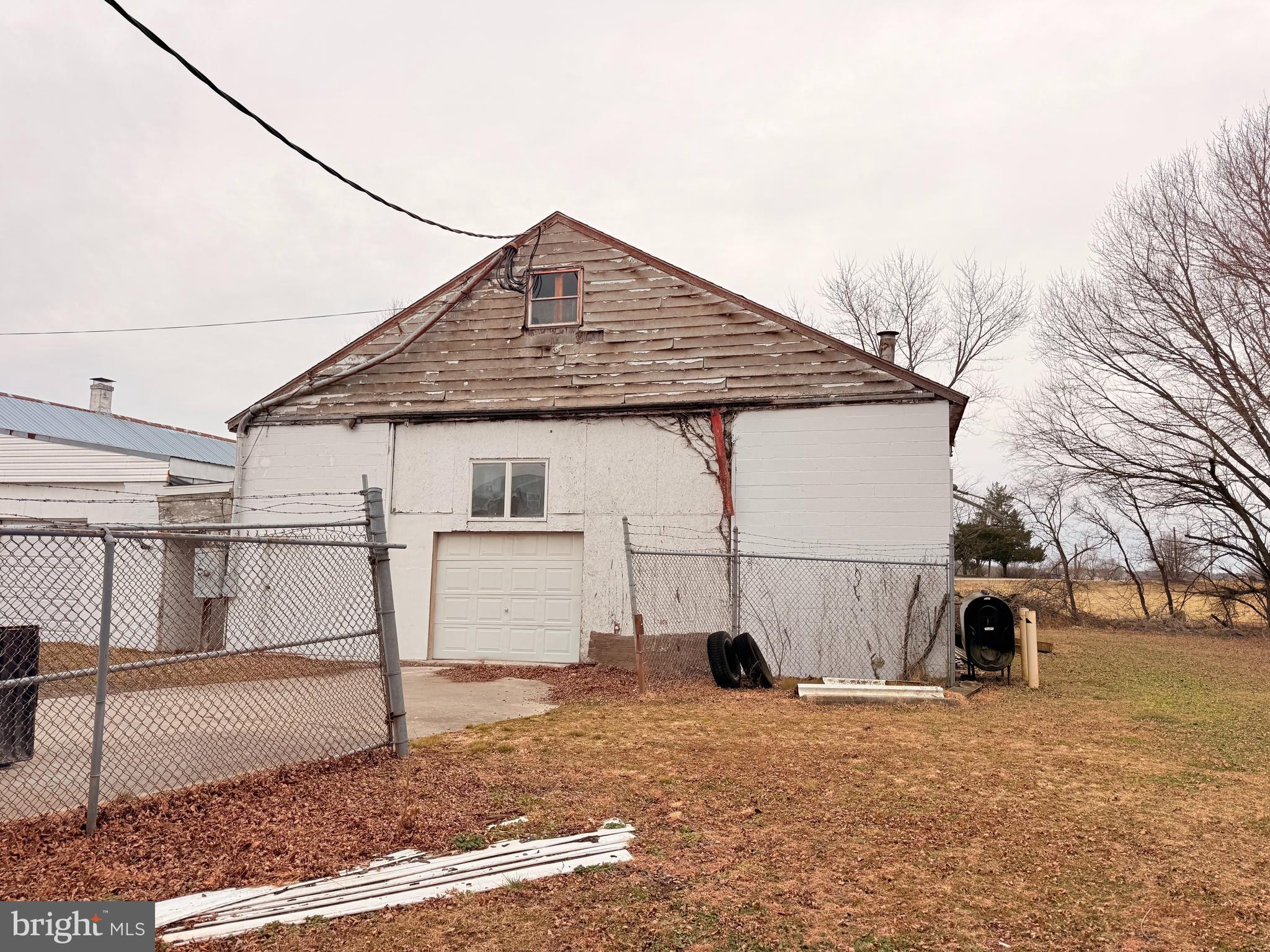 2621 ROBERTS STATION ROAD