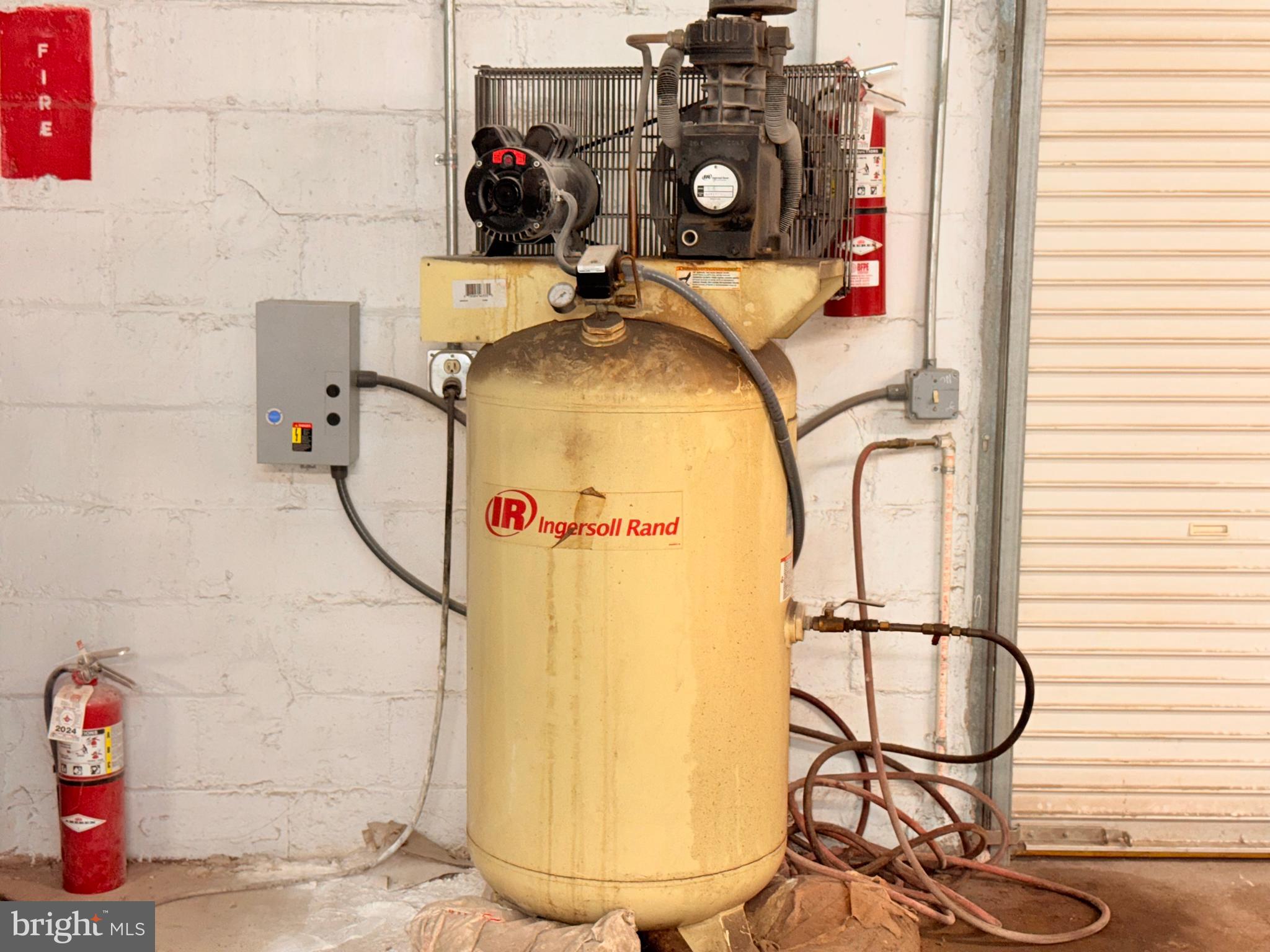 2621 ROBERTS STATION ROAD