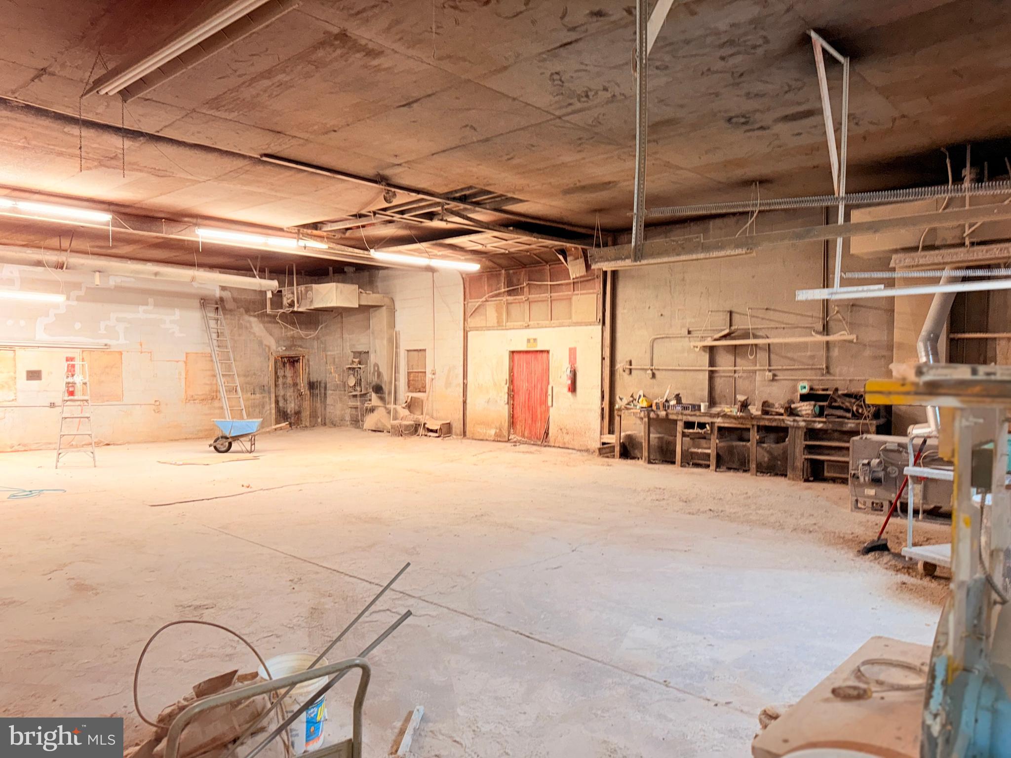 2621 ROBERTS STATION ROAD