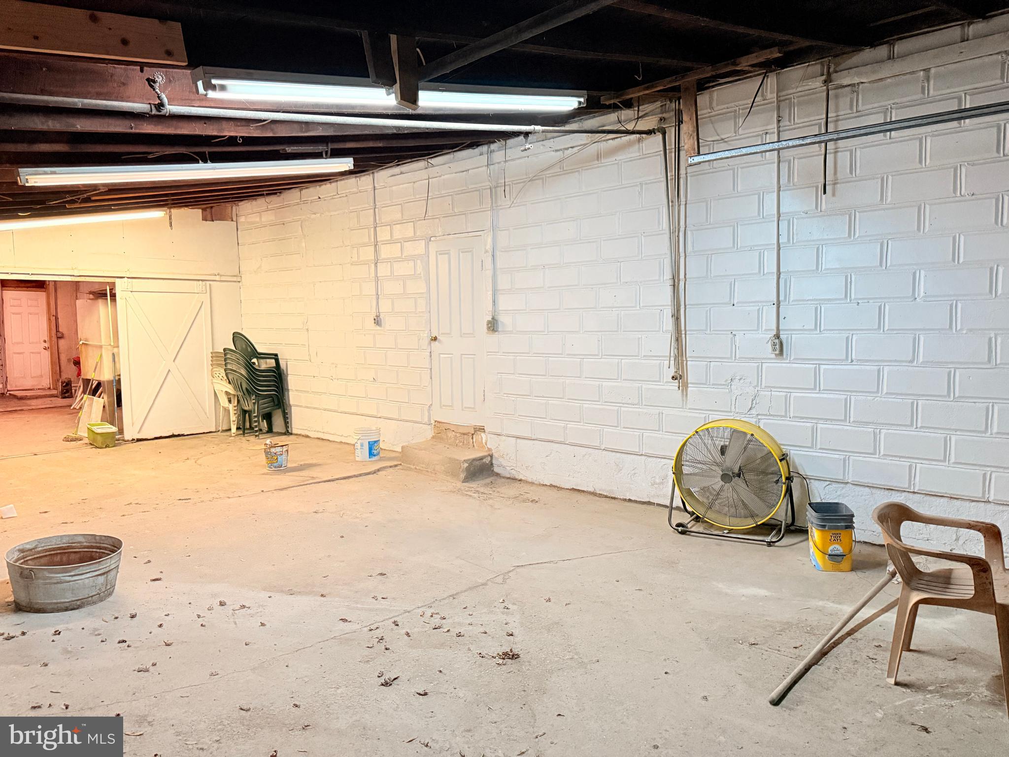 2621 ROBERTS STATION ROAD