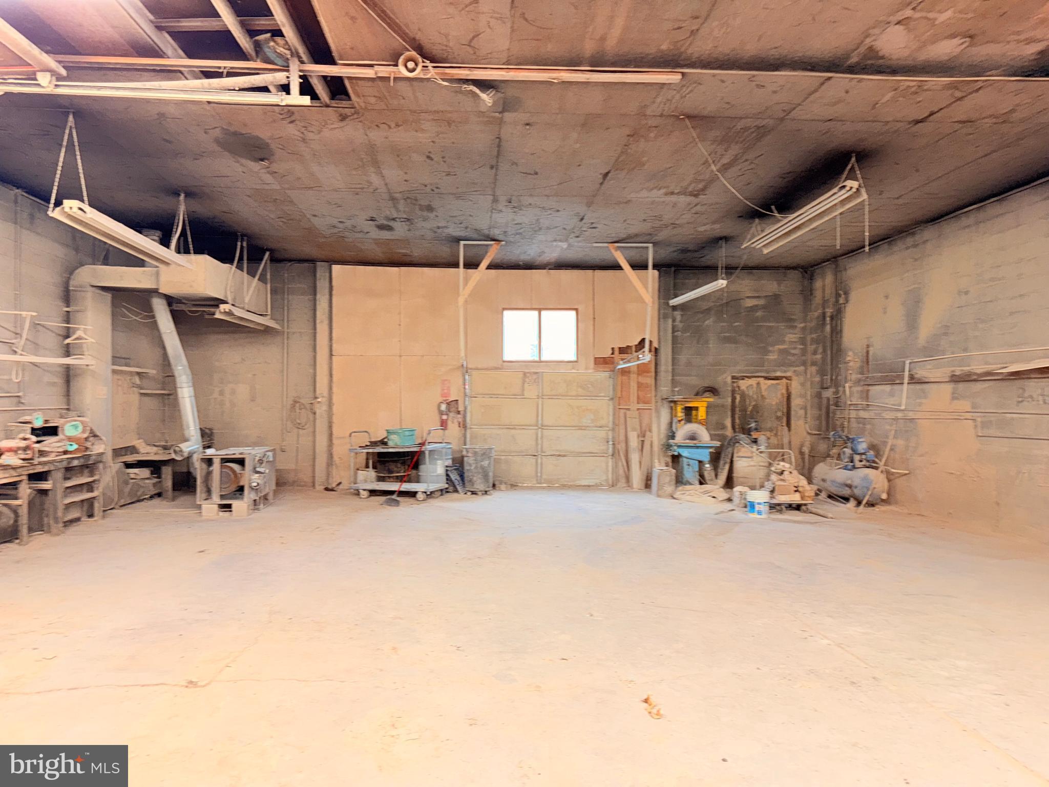 2621 ROBERTS STATION ROAD