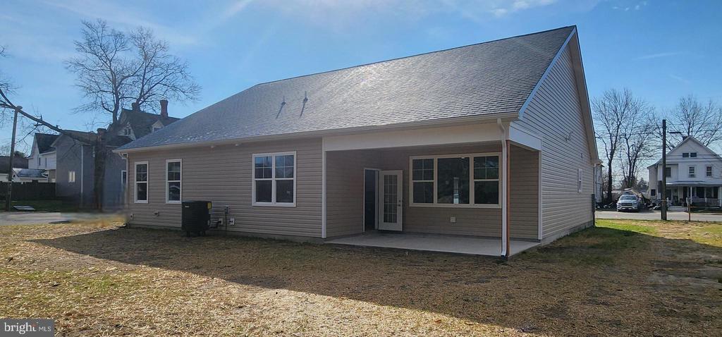 112 W MAIN STREET