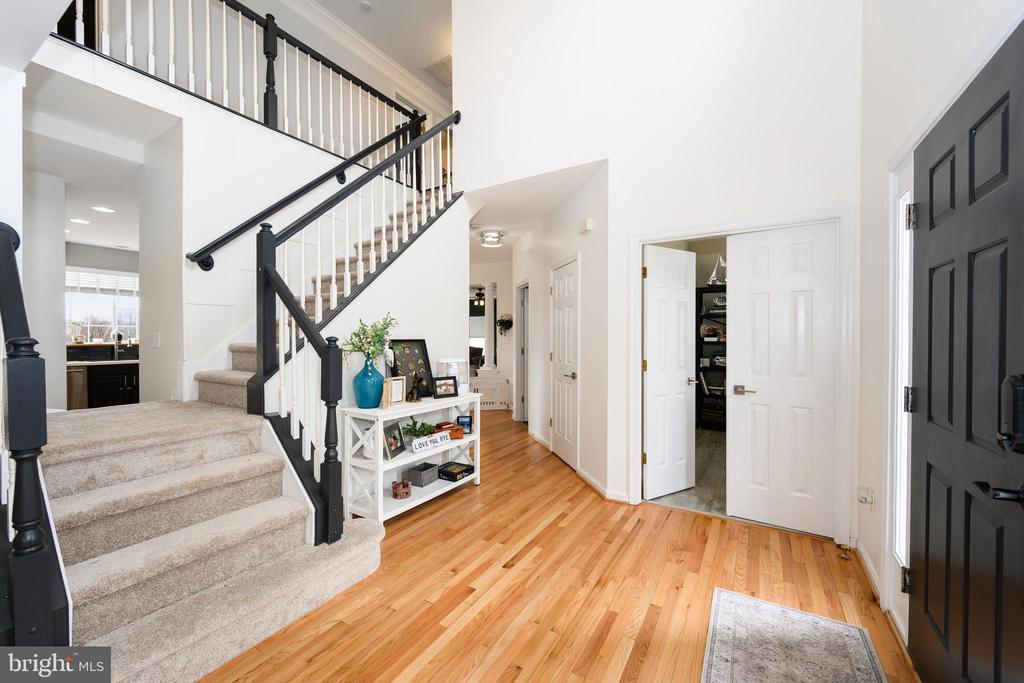 126 MEADOWCROFT DRIVE