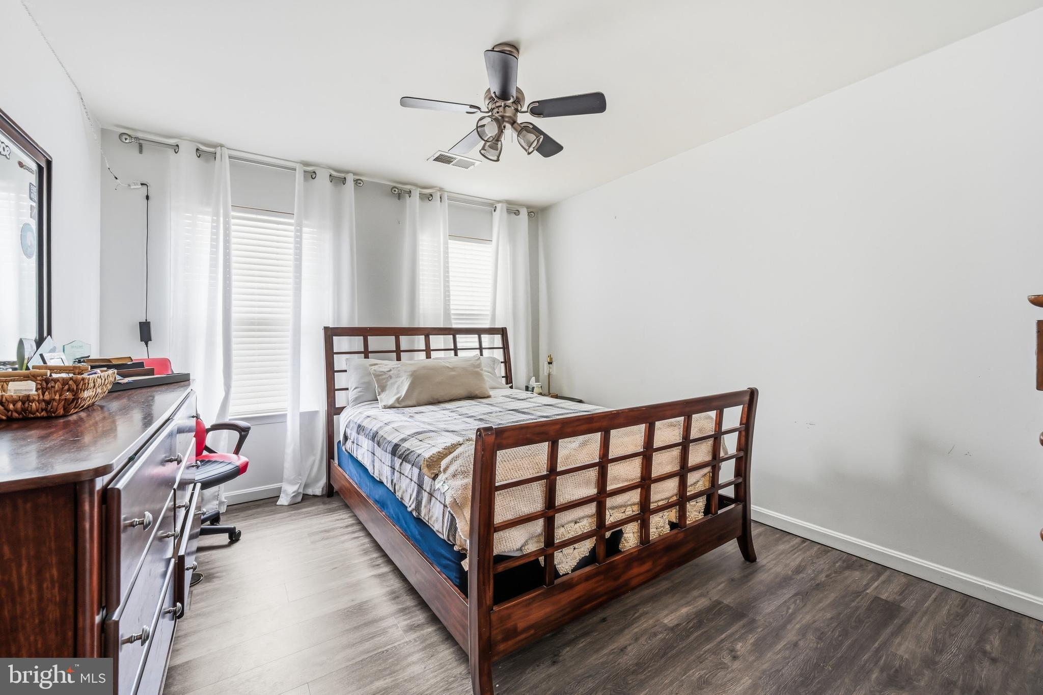 126 MEADOWCROFT DRIVE