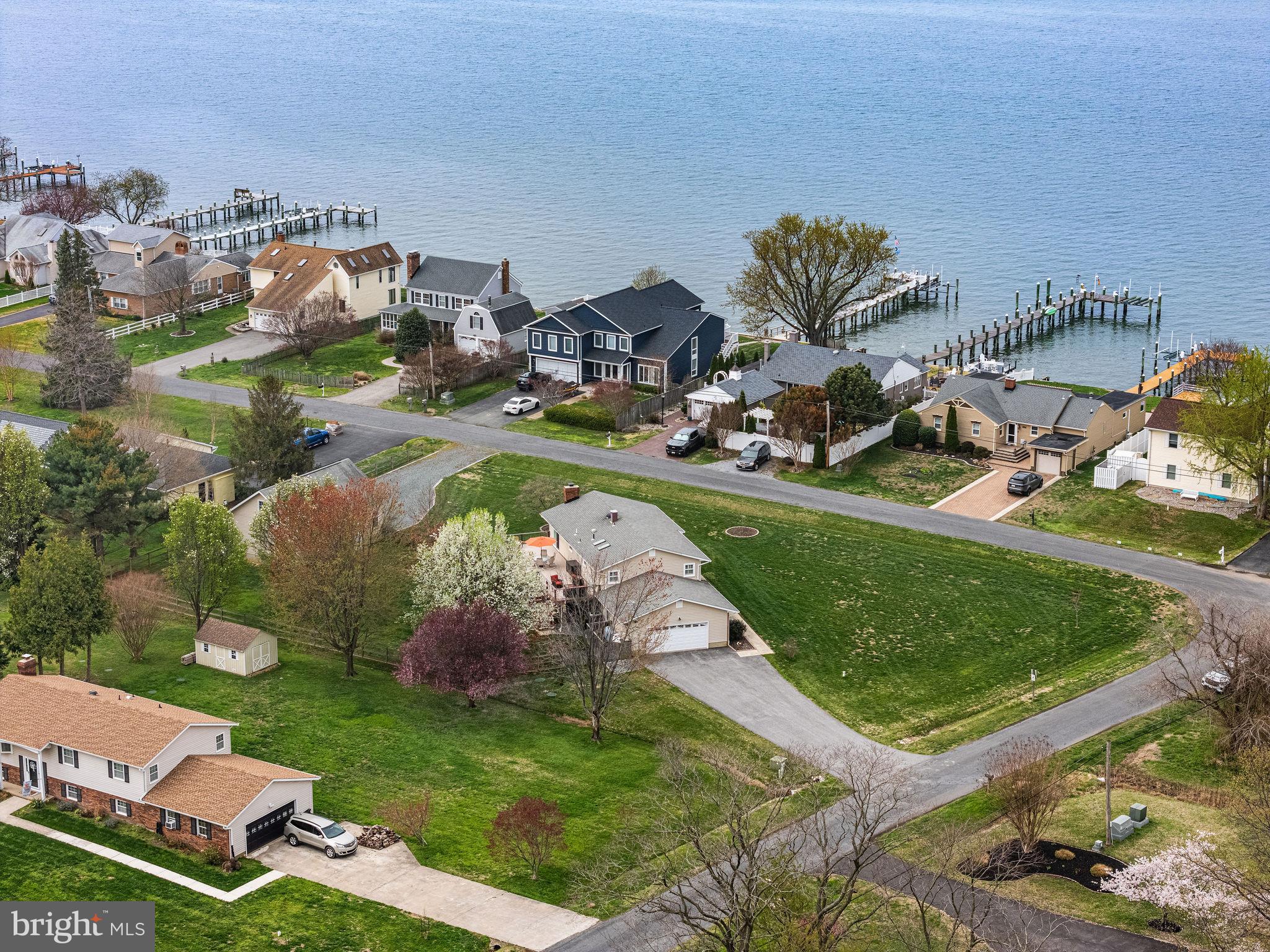 201 BEACHSIDE DRIVE