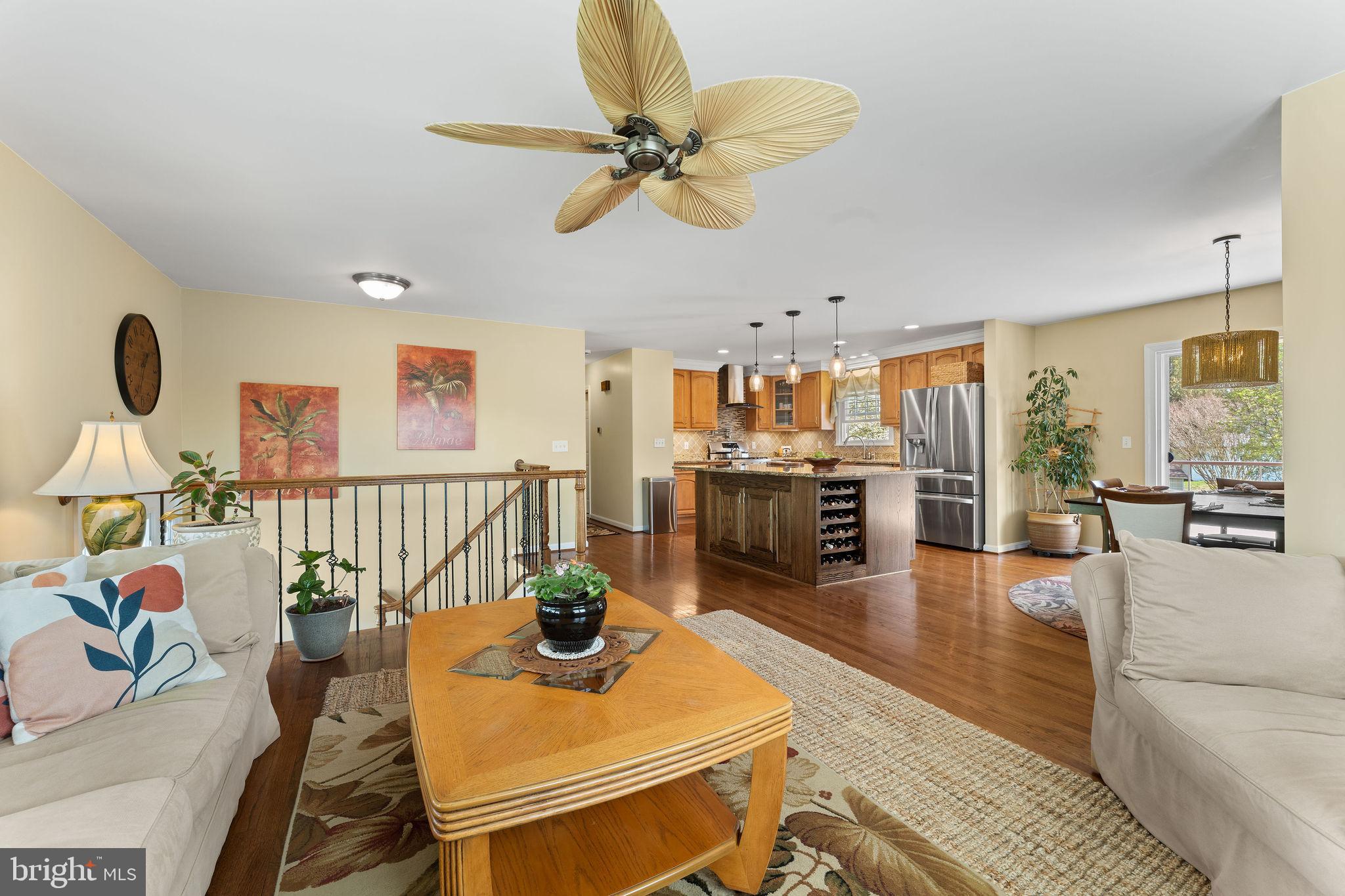 201 BEACHSIDE DRIVE