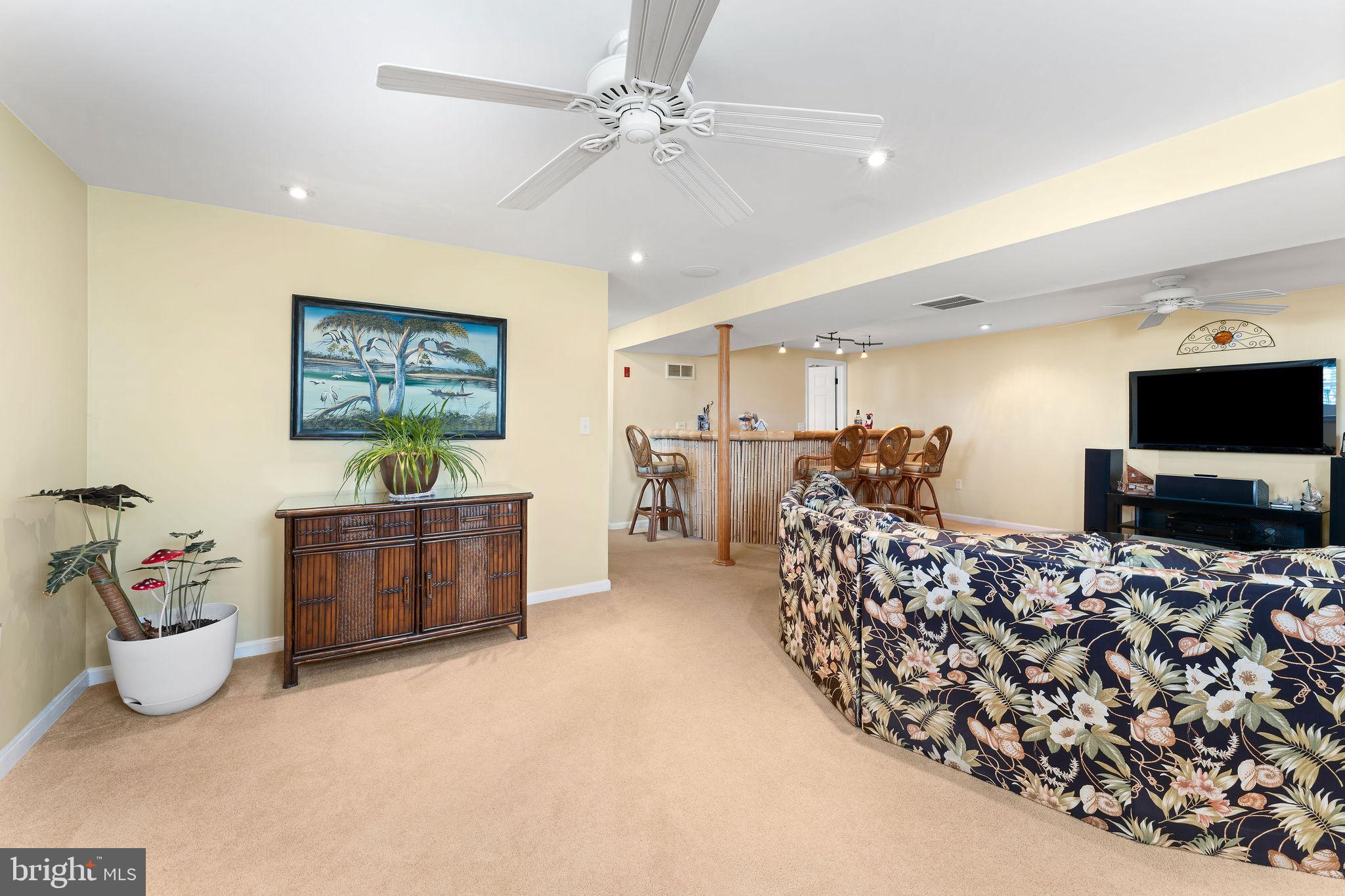 201 BEACHSIDE DRIVE