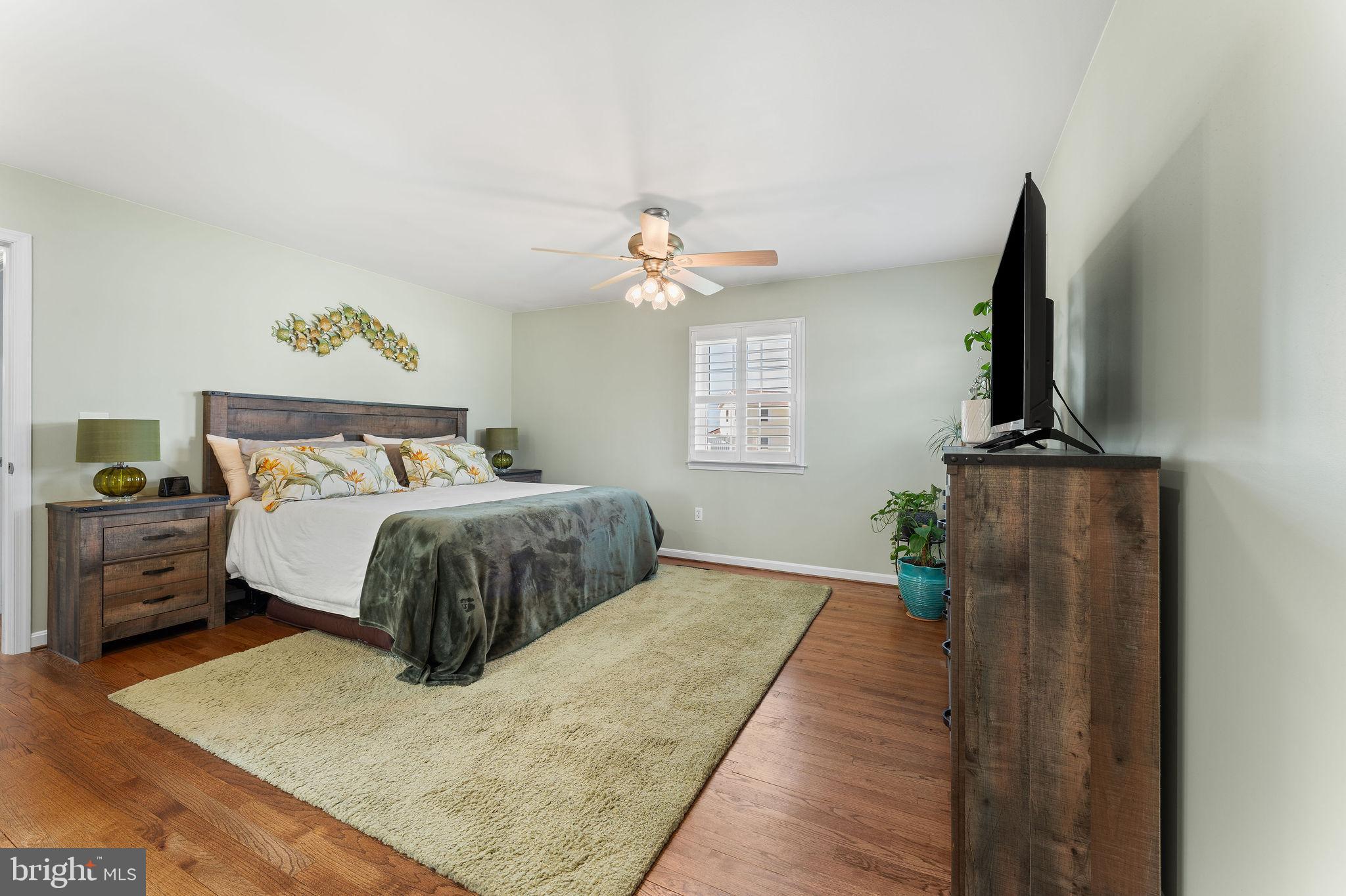 201 BEACHSIDE DRIVE