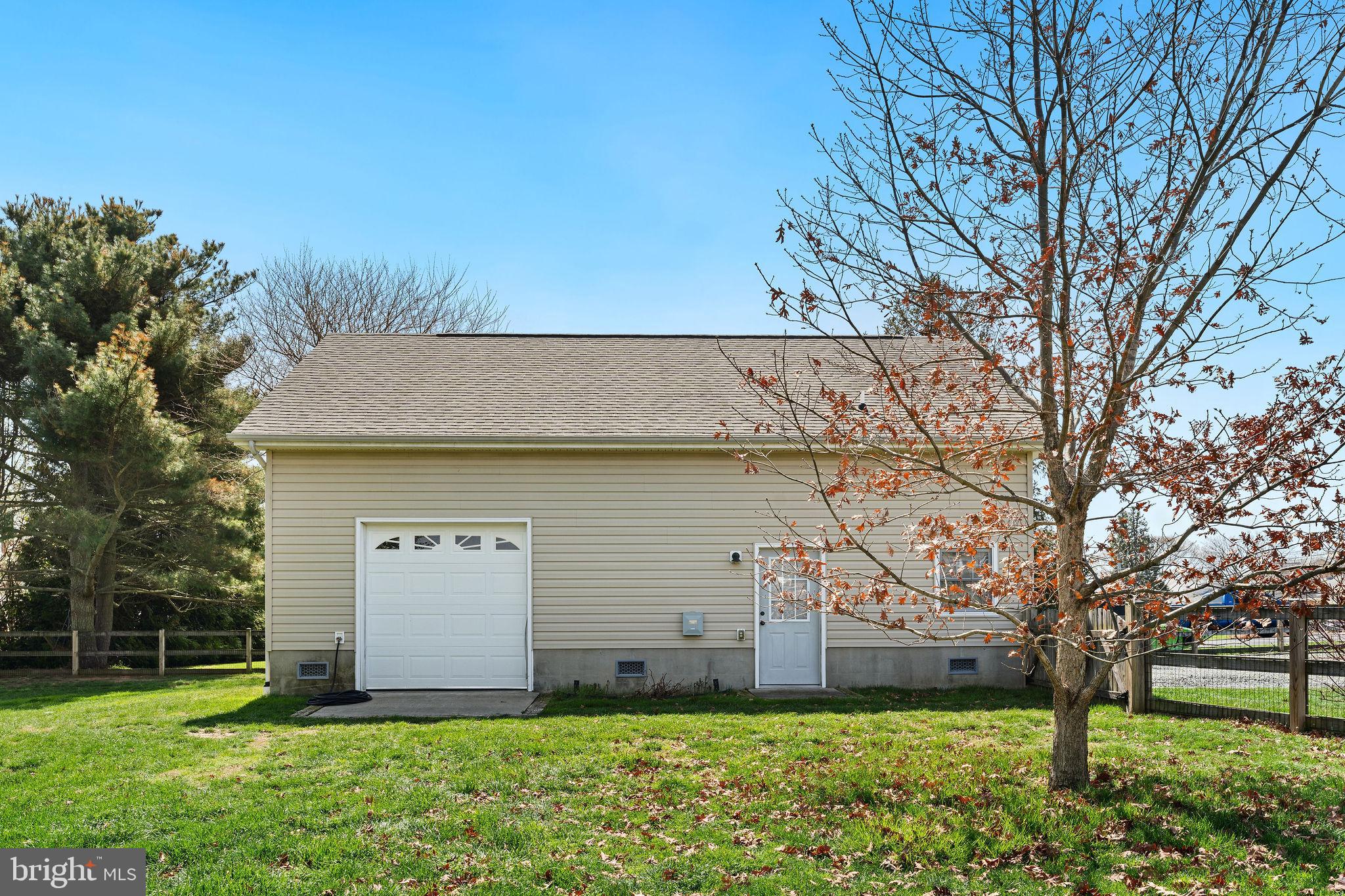 201 BEACHSIDE DRIVE