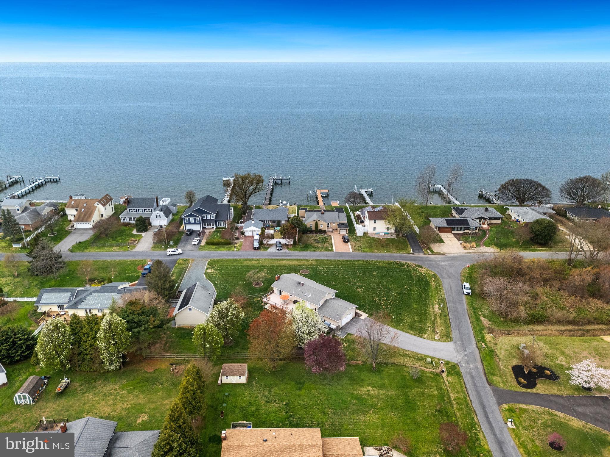 201 BEACHSIDE DRIVE