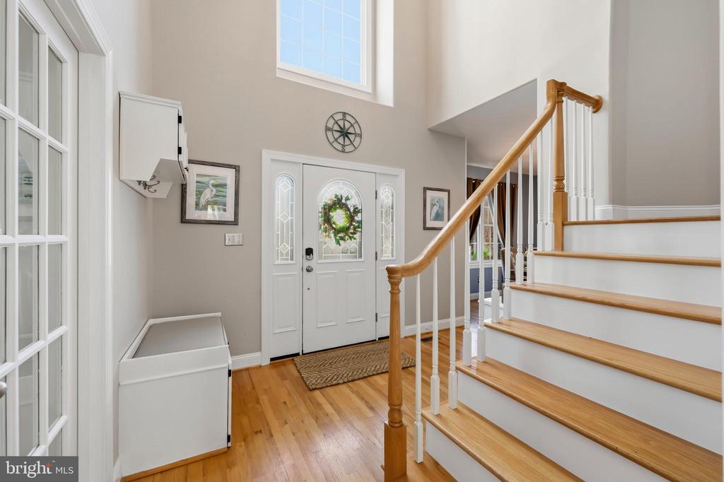 1033 AVALON COURT