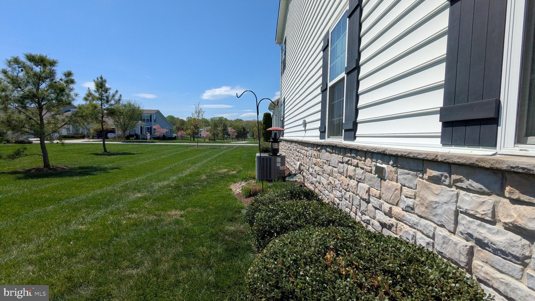 802 MOORINGS CIRCLE 21