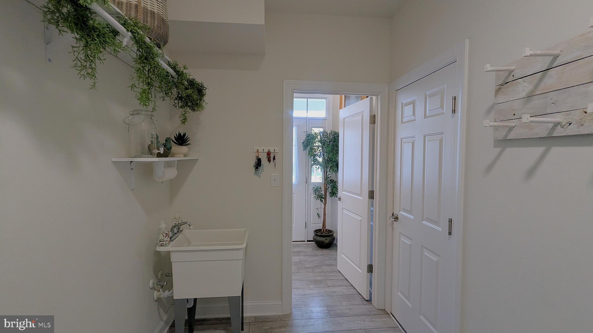 802 MOORINGS CIRCLE 21