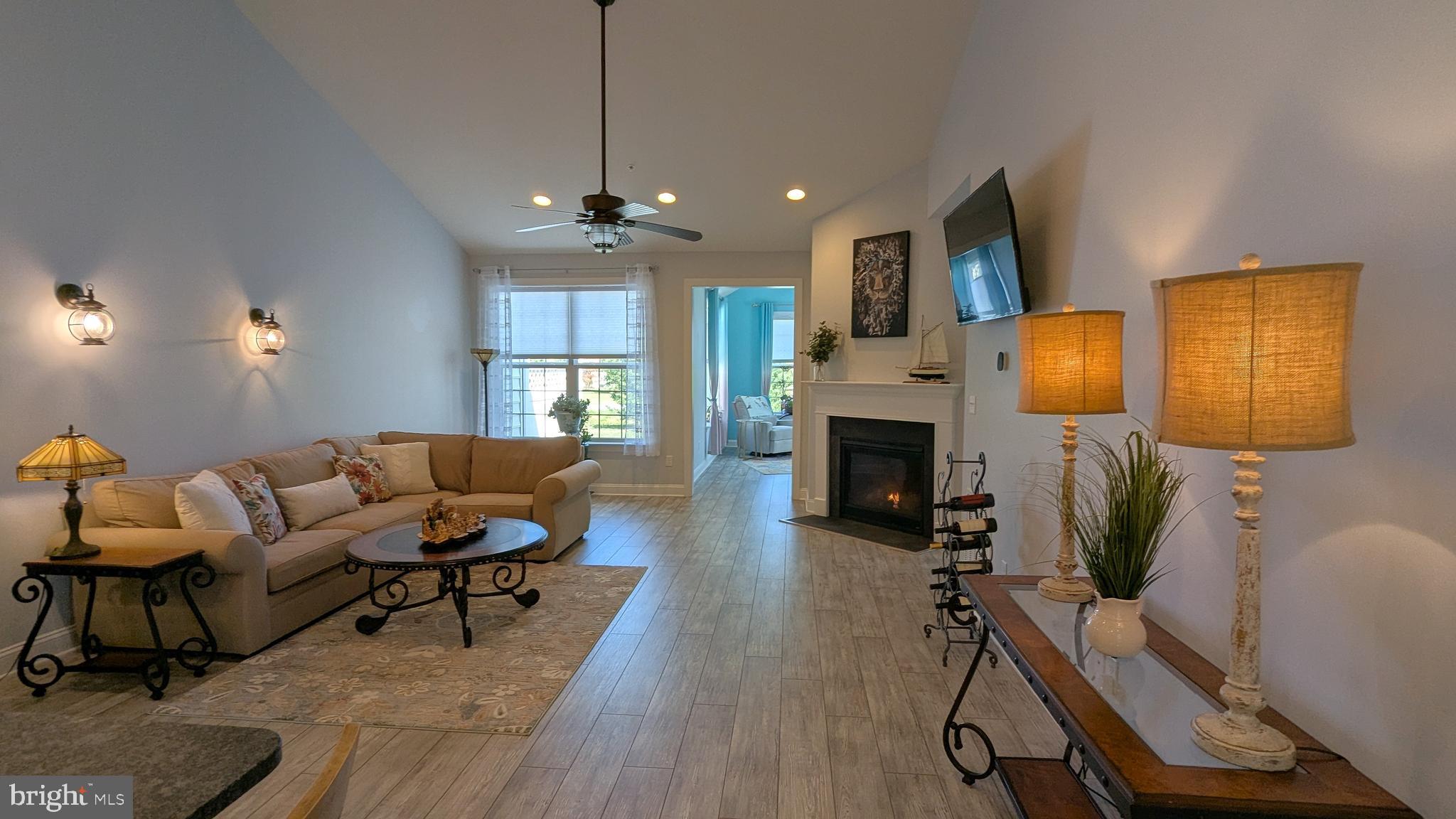 802 MOORINGS CIRCLE 21