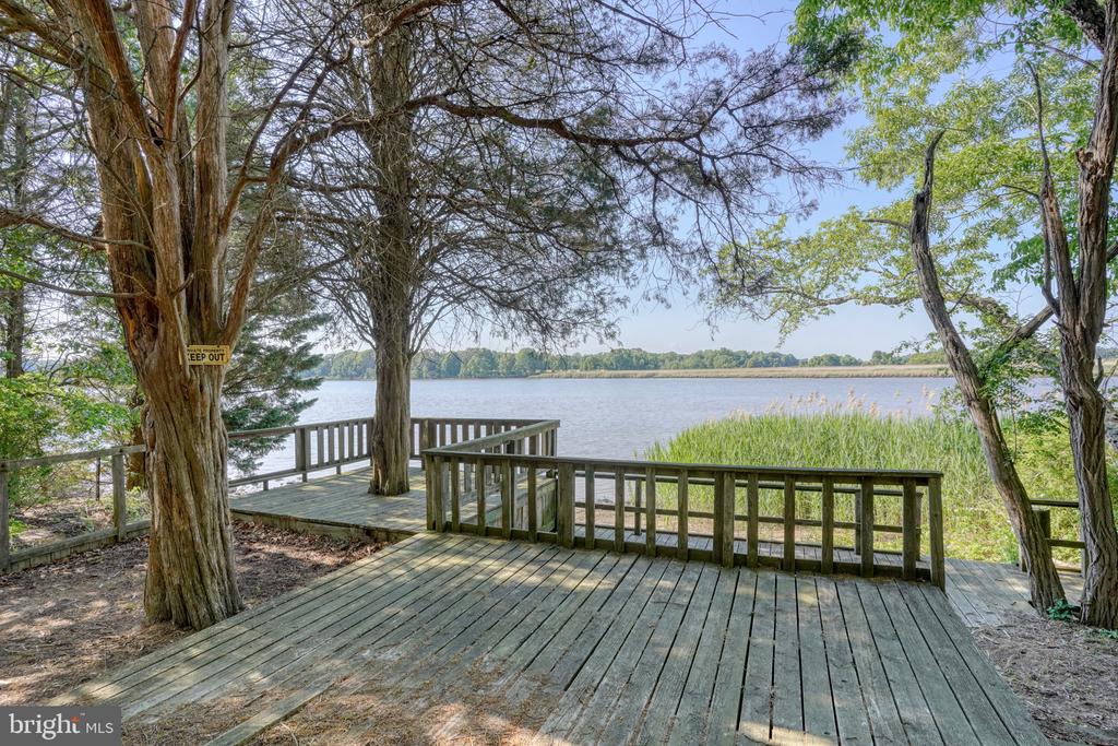 240 MERGANSER DRIVE