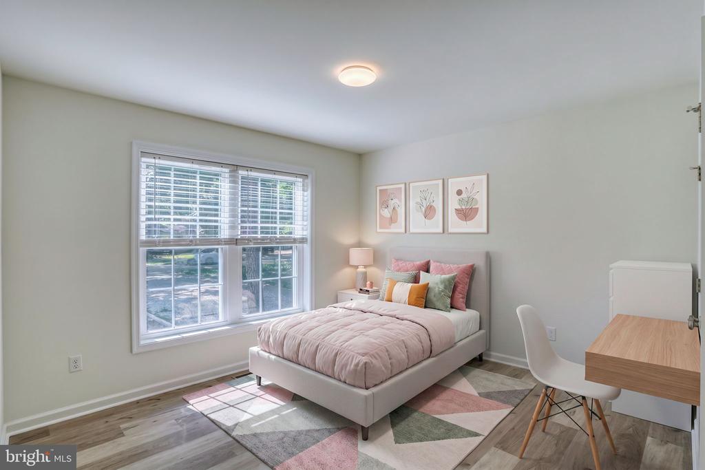 240 MERGANSER DRIVE