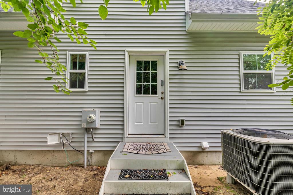 321 FRONT STREET