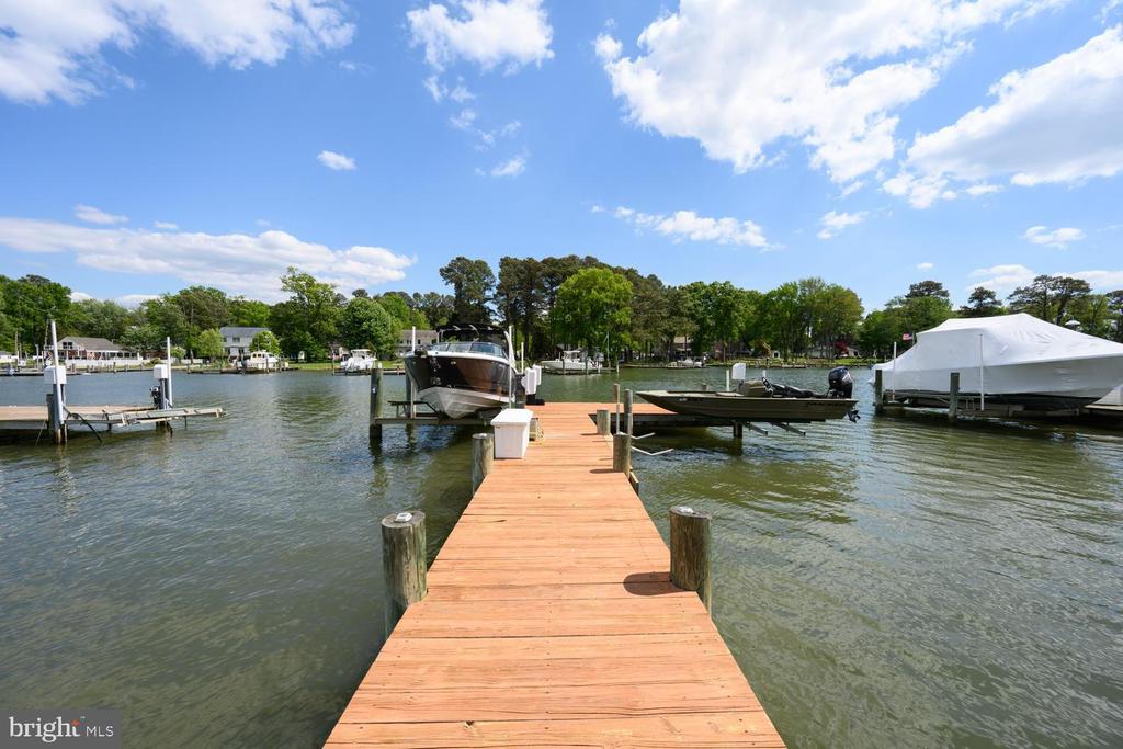 1719 HARBOR DRIVE