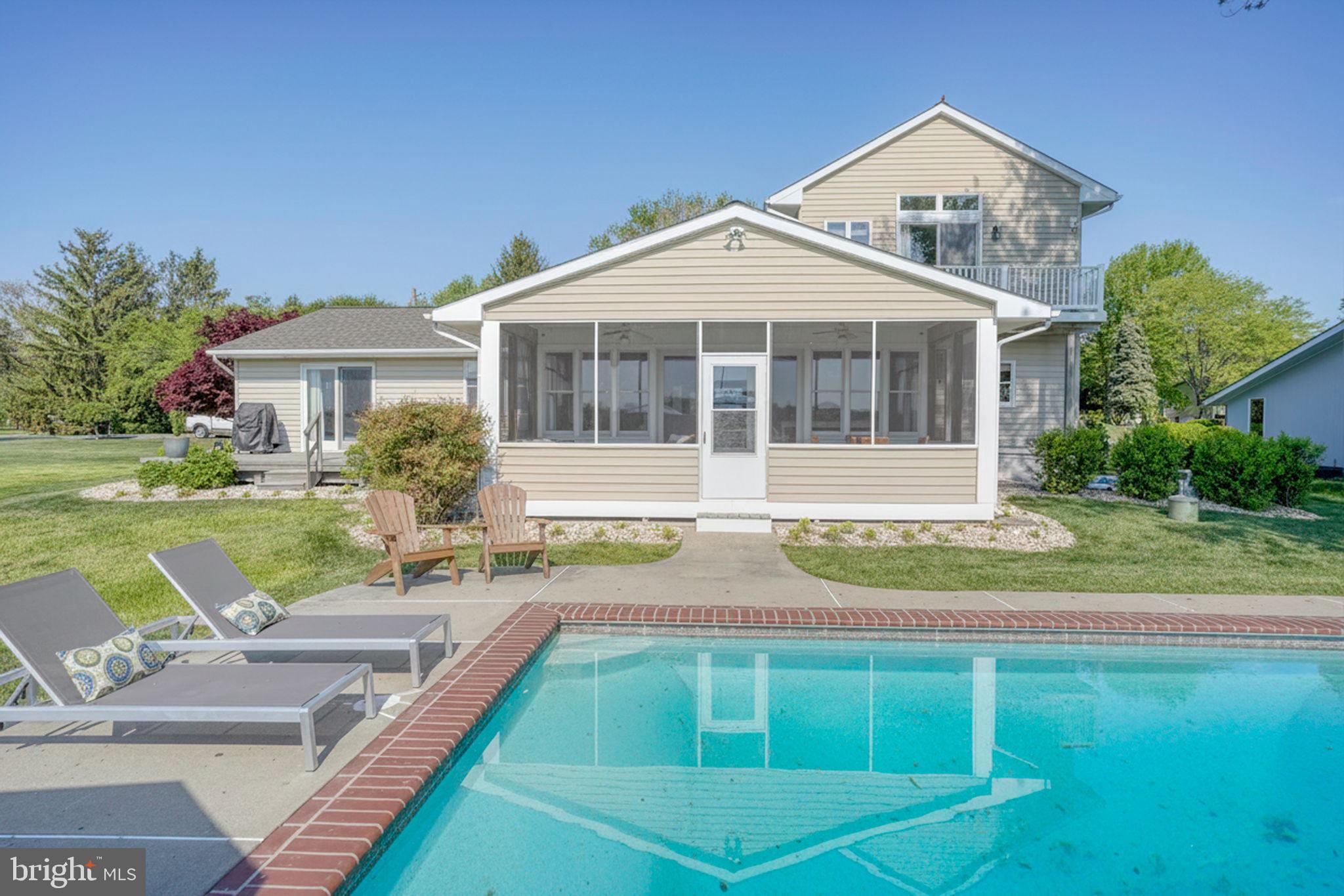 115 CONGRESSIONAL DRIVE