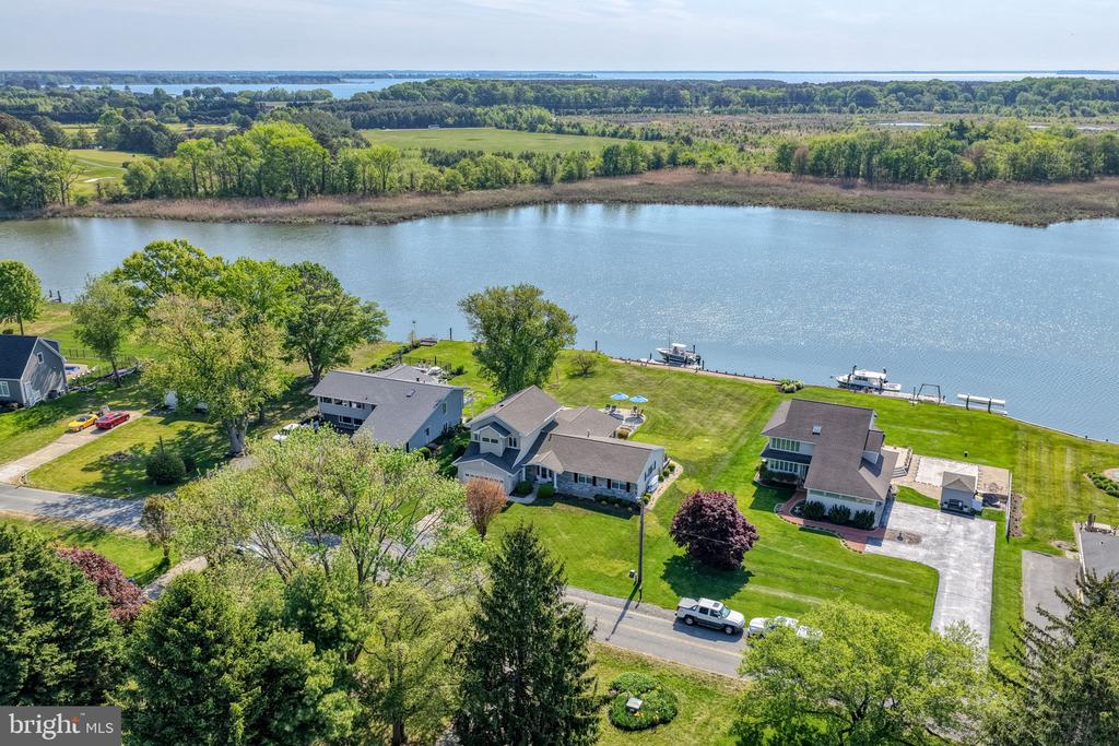 115 CONGRESSIONAL DRIVE