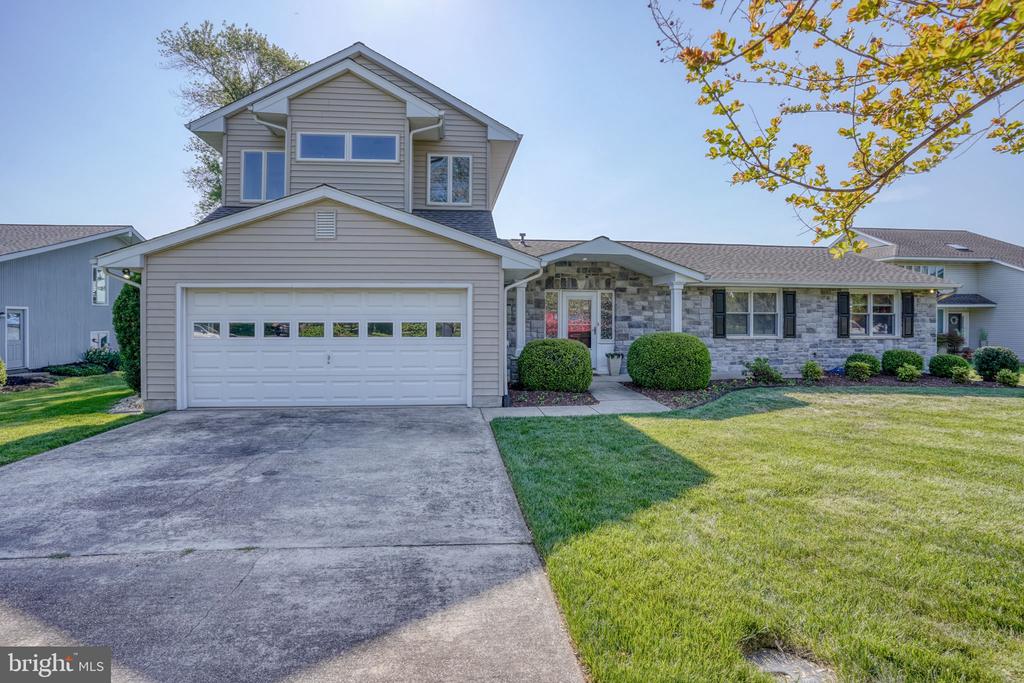 115 CONGRESSIONAL DRIVE