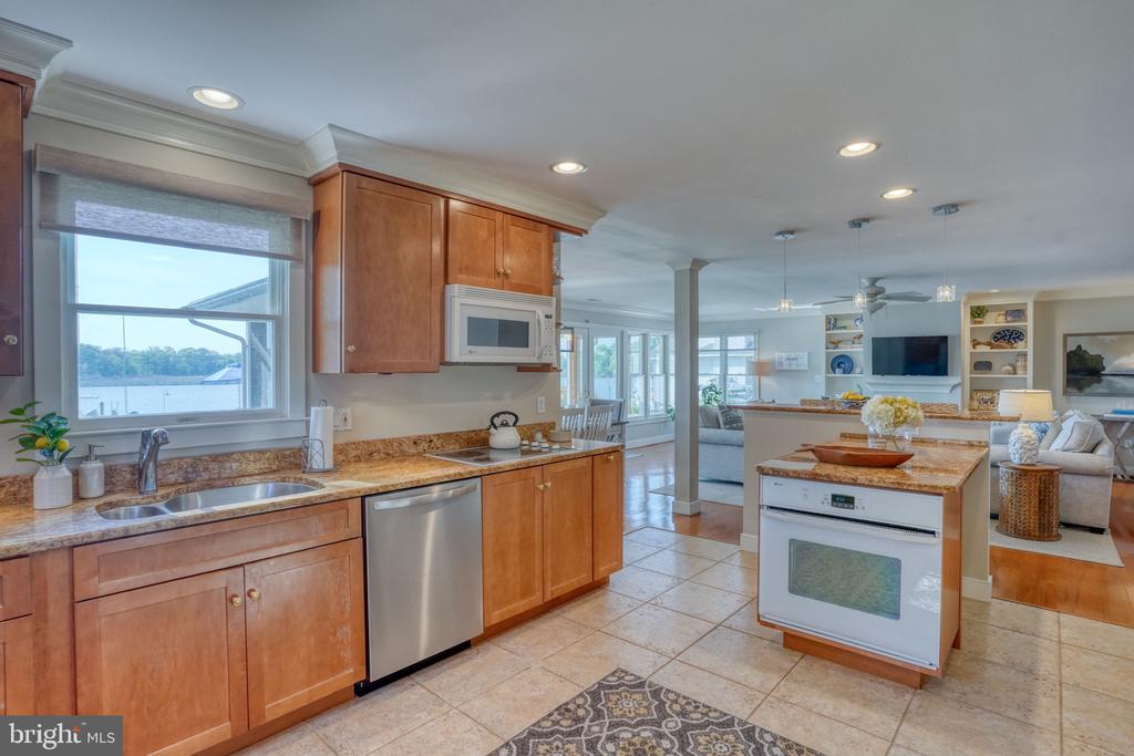115 CONGRESSIONAL DRIVE