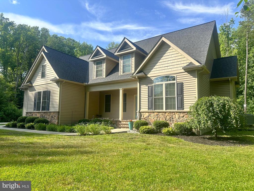 702 COON BOX ROAD