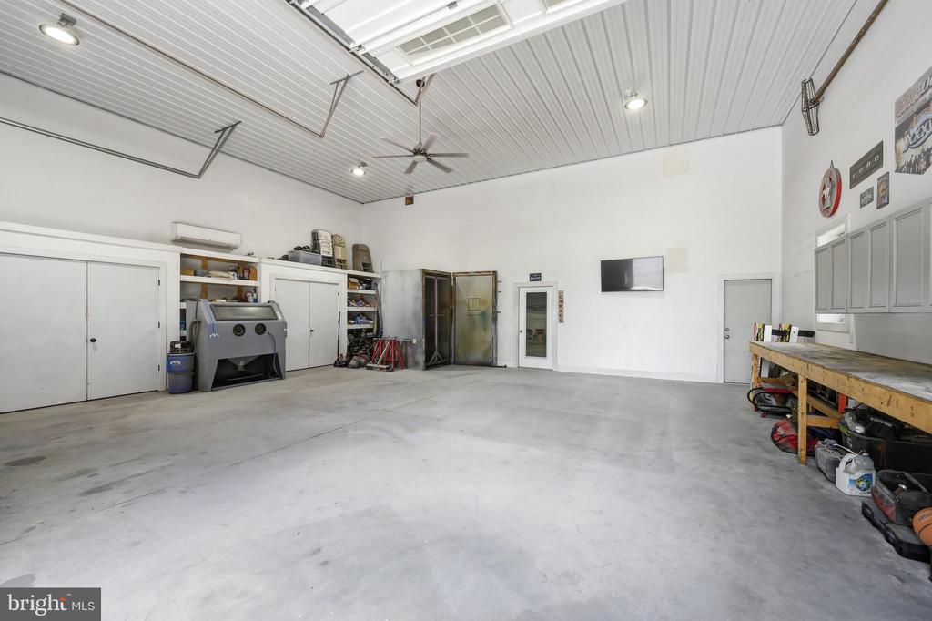 702 COON BOX ROAD