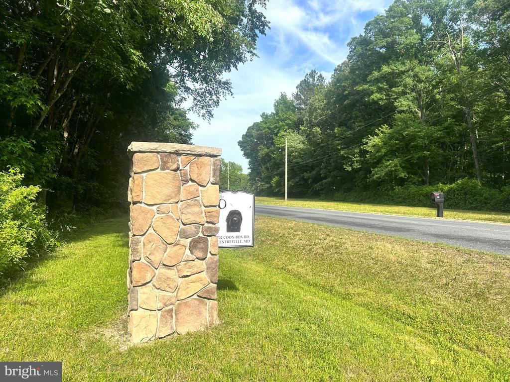 702 COON BOX ROAD