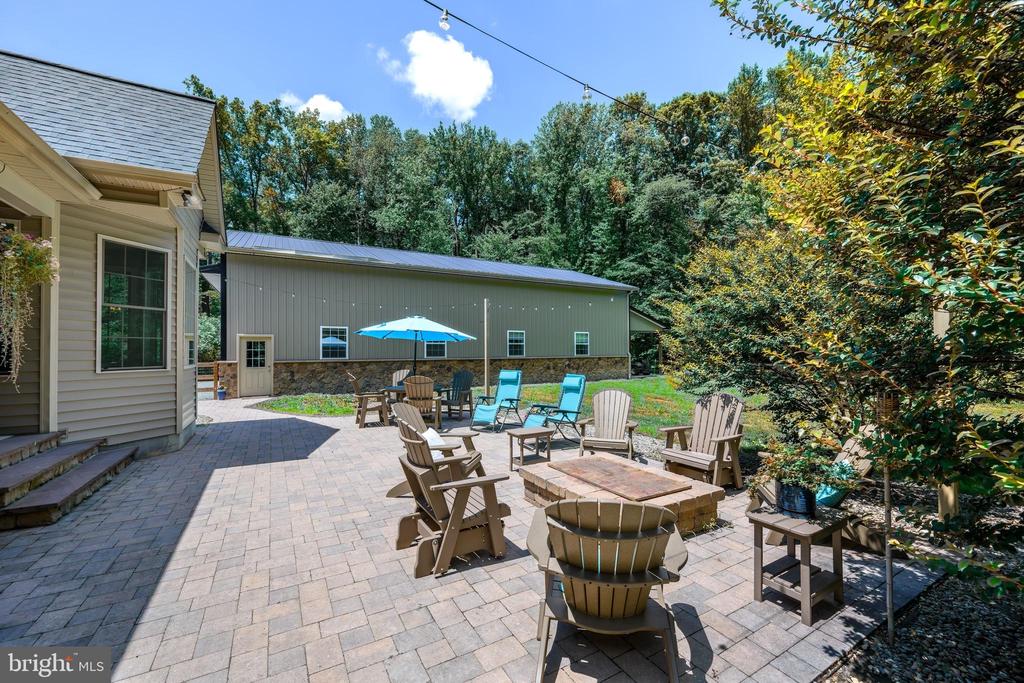 702 COON BOX ROAD