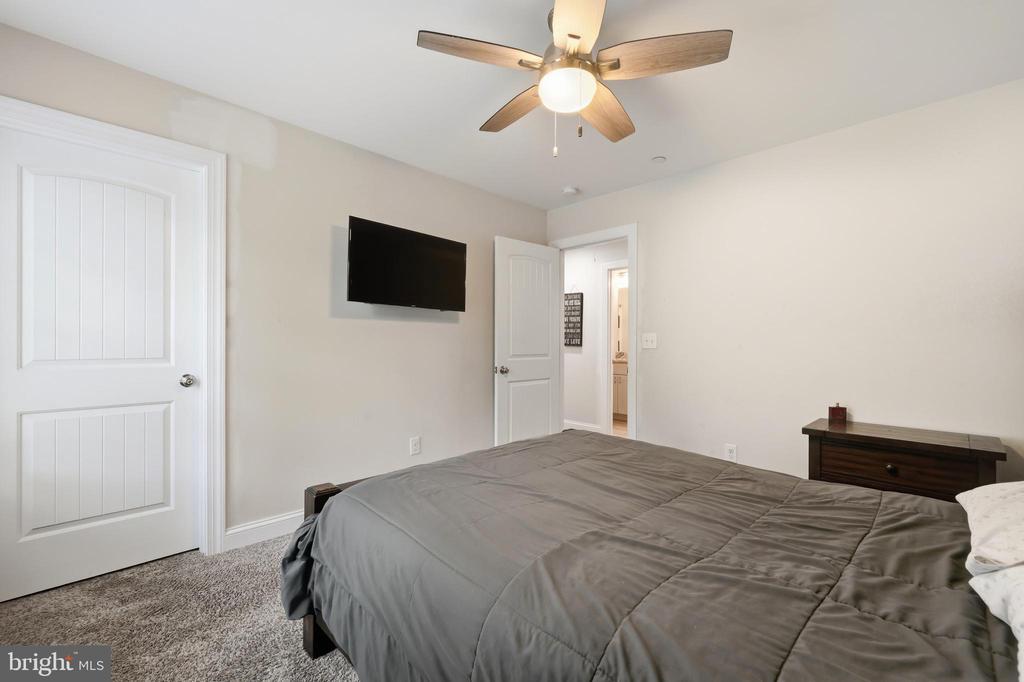 702 COON BOX ROAD