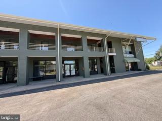 1712 MAIN STREET SUITE 200