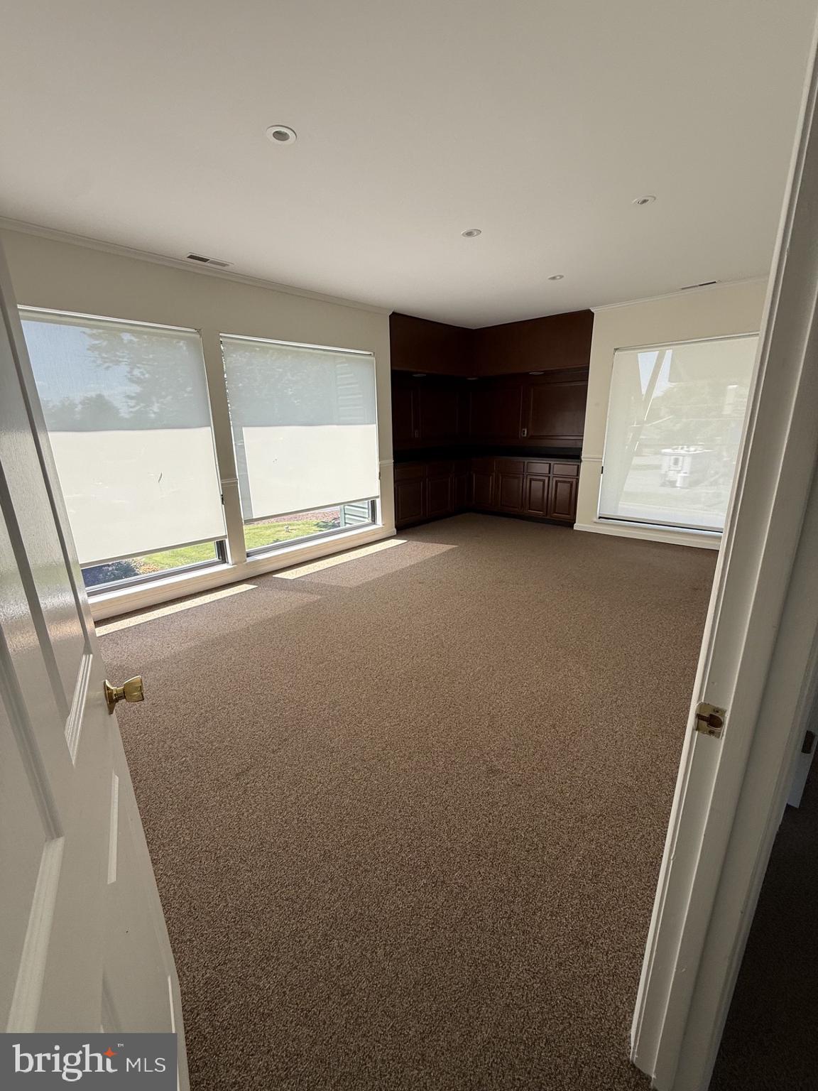 1712 MAIN STREET SUITE 200