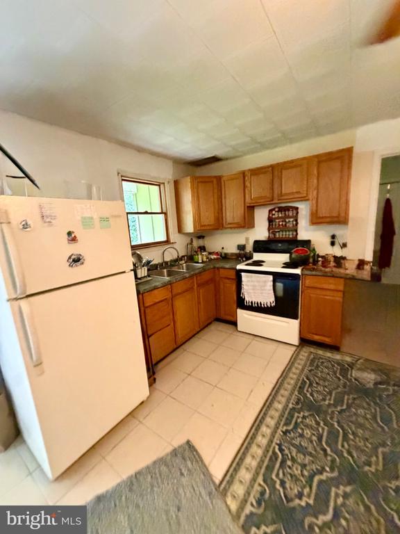 161 GREENWOOD CREEK ROAD