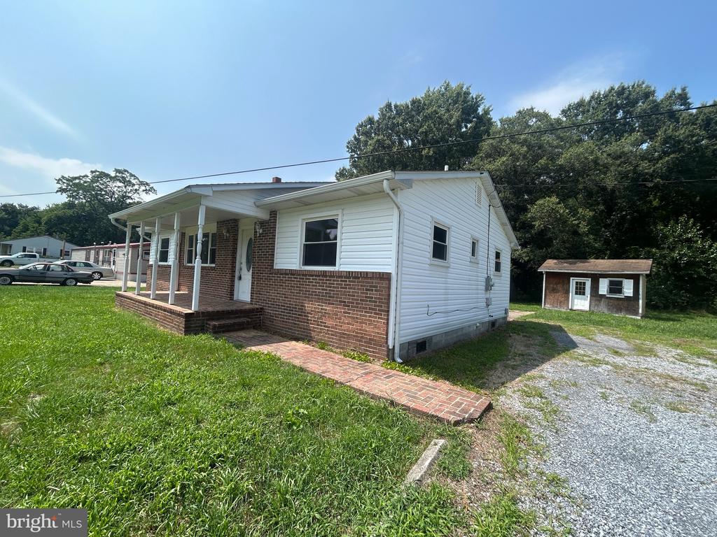 2201 PONDTOWN ROAD