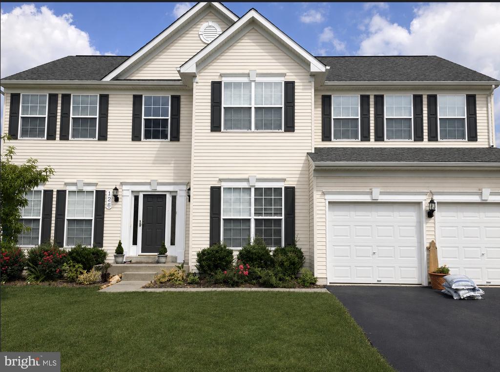 126 MEADOWCROFT DRIVE