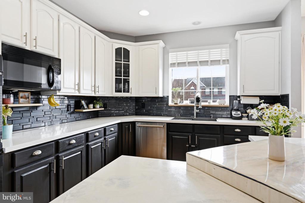 126 MEADOWCROFT DRIVE